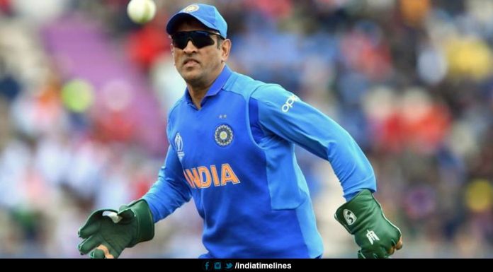 MS Dhoni sports gloves with Indian Army insignia