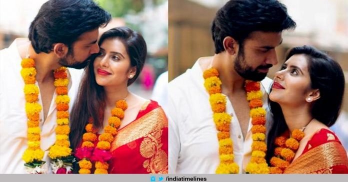 Sushmita Sen's brother Rajeev Sen marries TV actress Charu Asopa