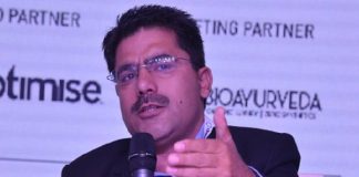 Famous news anchor Rohit Sardana dies of heart attack
