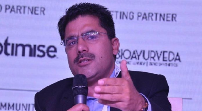 Famous news anchor Rohit Sardana dies of heart attack