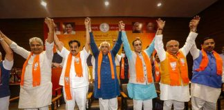 Almost all ministers will move in Gujarat? Dissatisfied reached Vijay Rupani's house