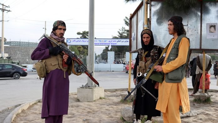 Fear of Taliban: Forced marriage of women outside Kabul airport