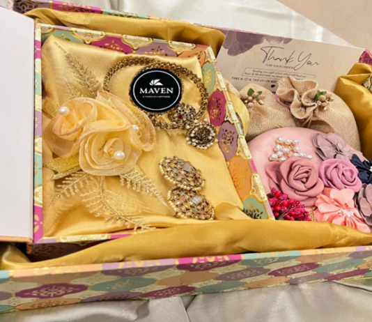 Christmas Gifts for Office Staff Banner